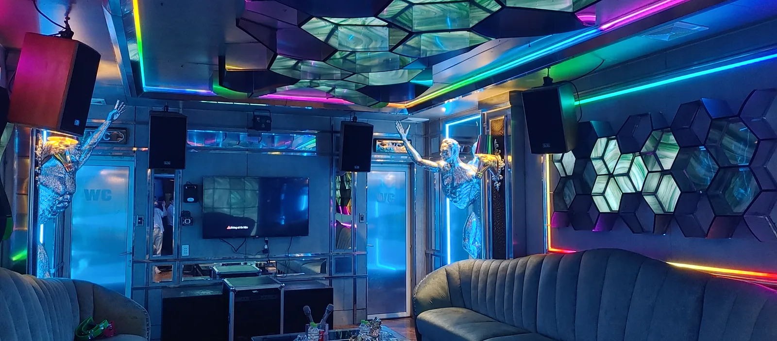 Neon room