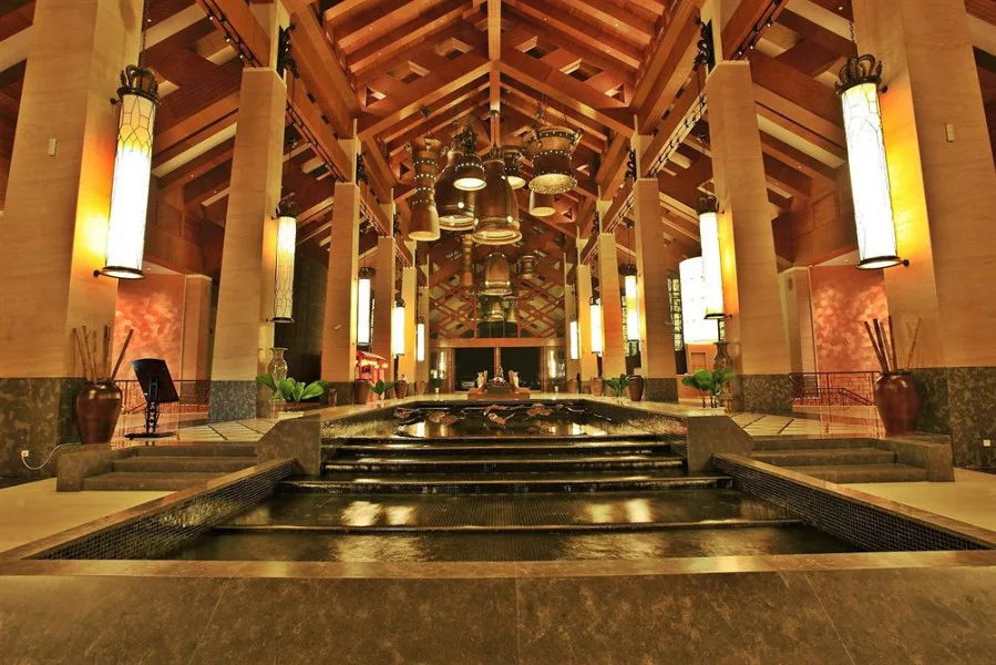 Crown International Club lobby