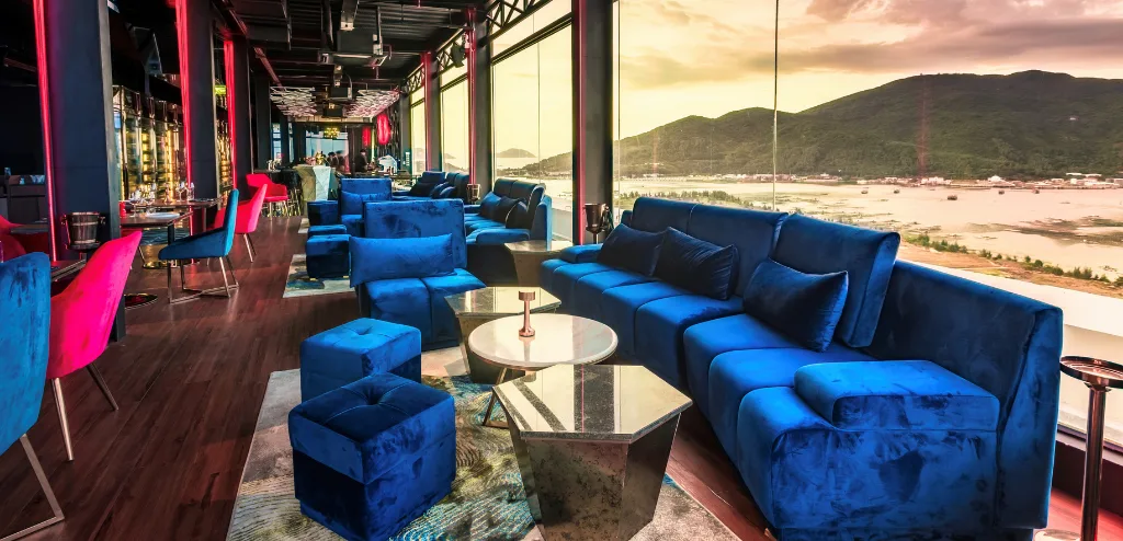 Suite-level lounge with bay view