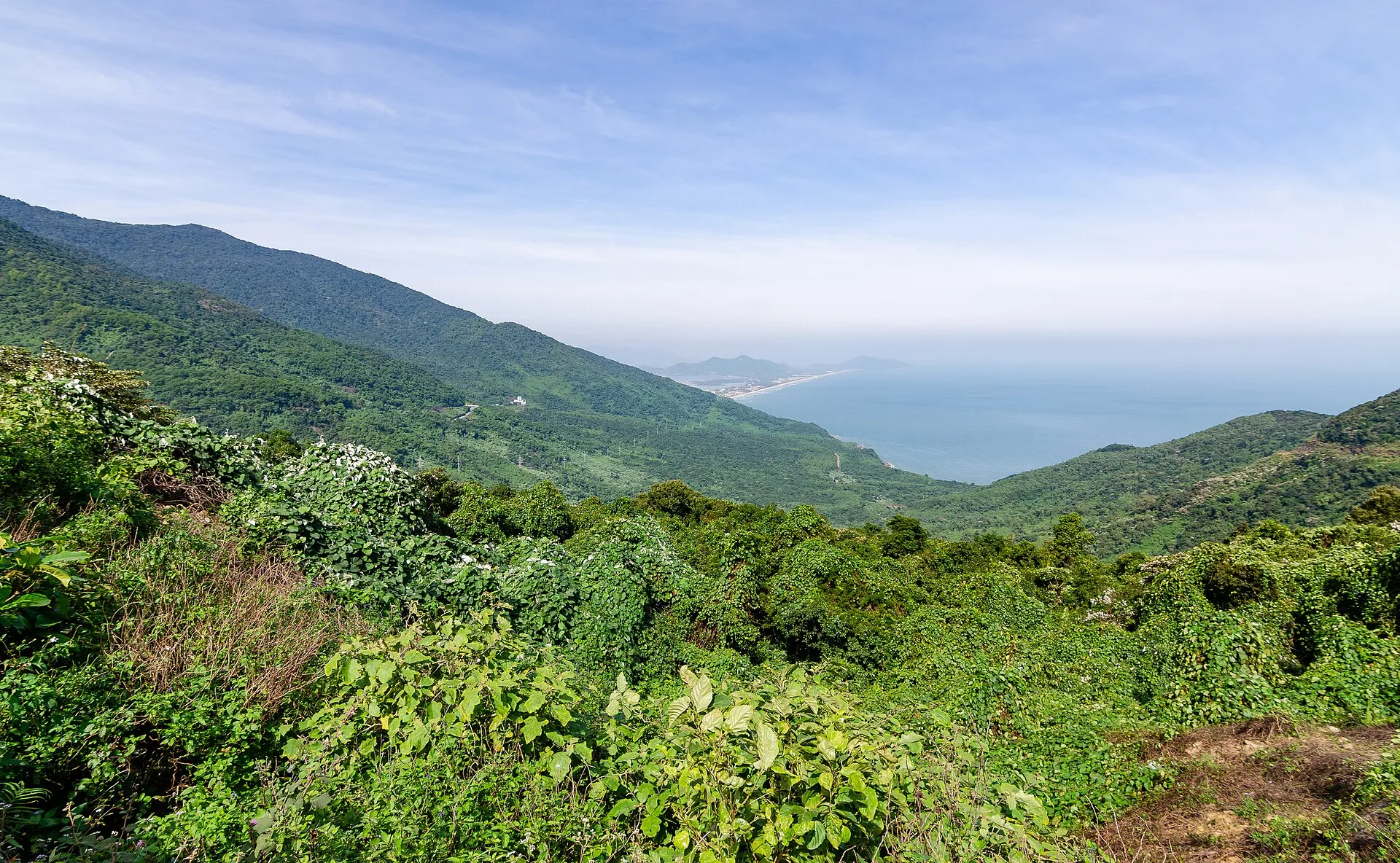 Hai Van Pass towards Lang Co